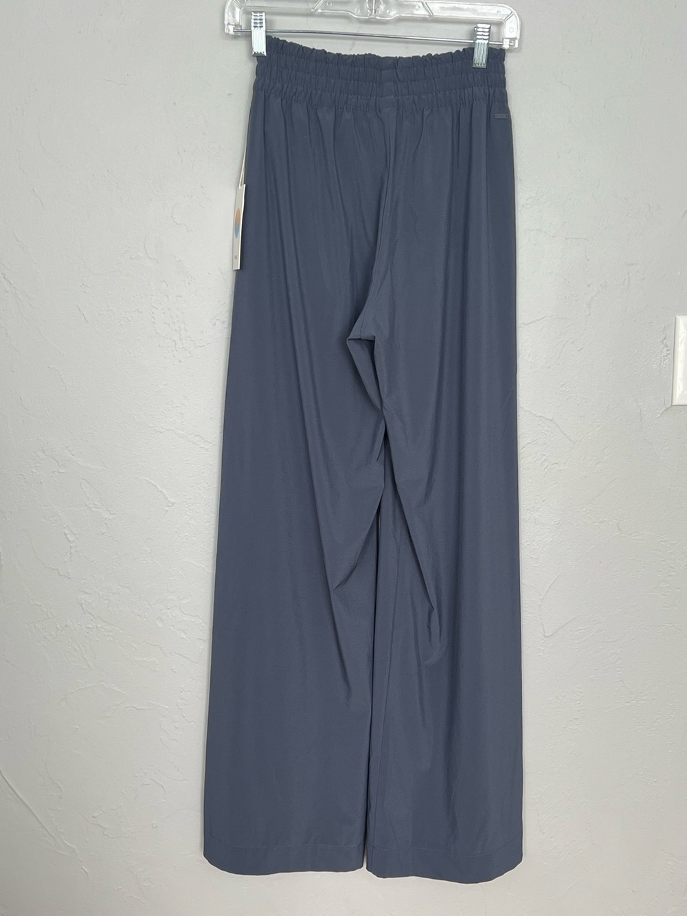 NWT Vuori Villa Wideleg Pant Azure XS High Rise Travel Lounge - Picture 6 of 10